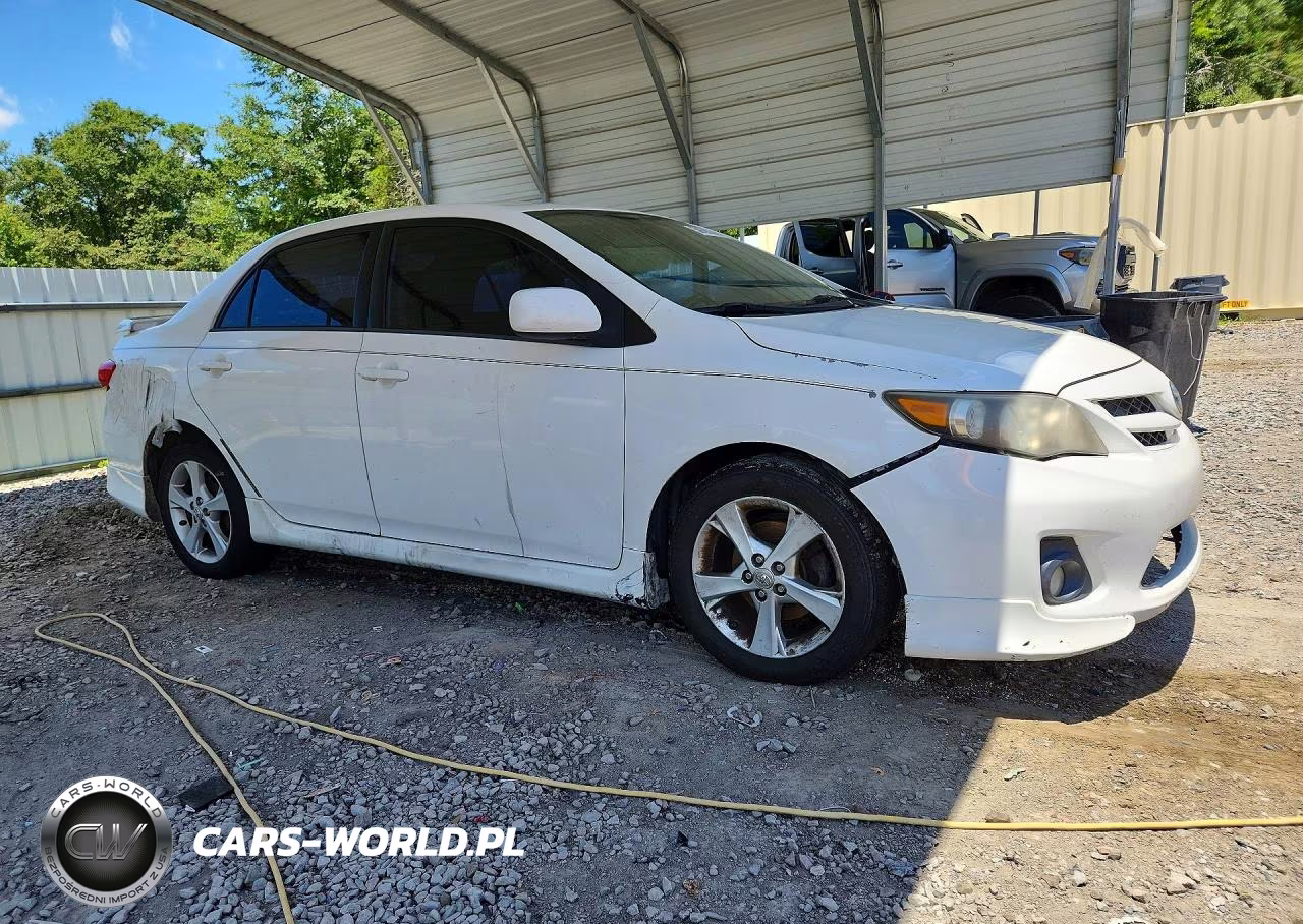 2013 Toyota Corolla S VIN:5YFBU4EE9DP183998 - 4