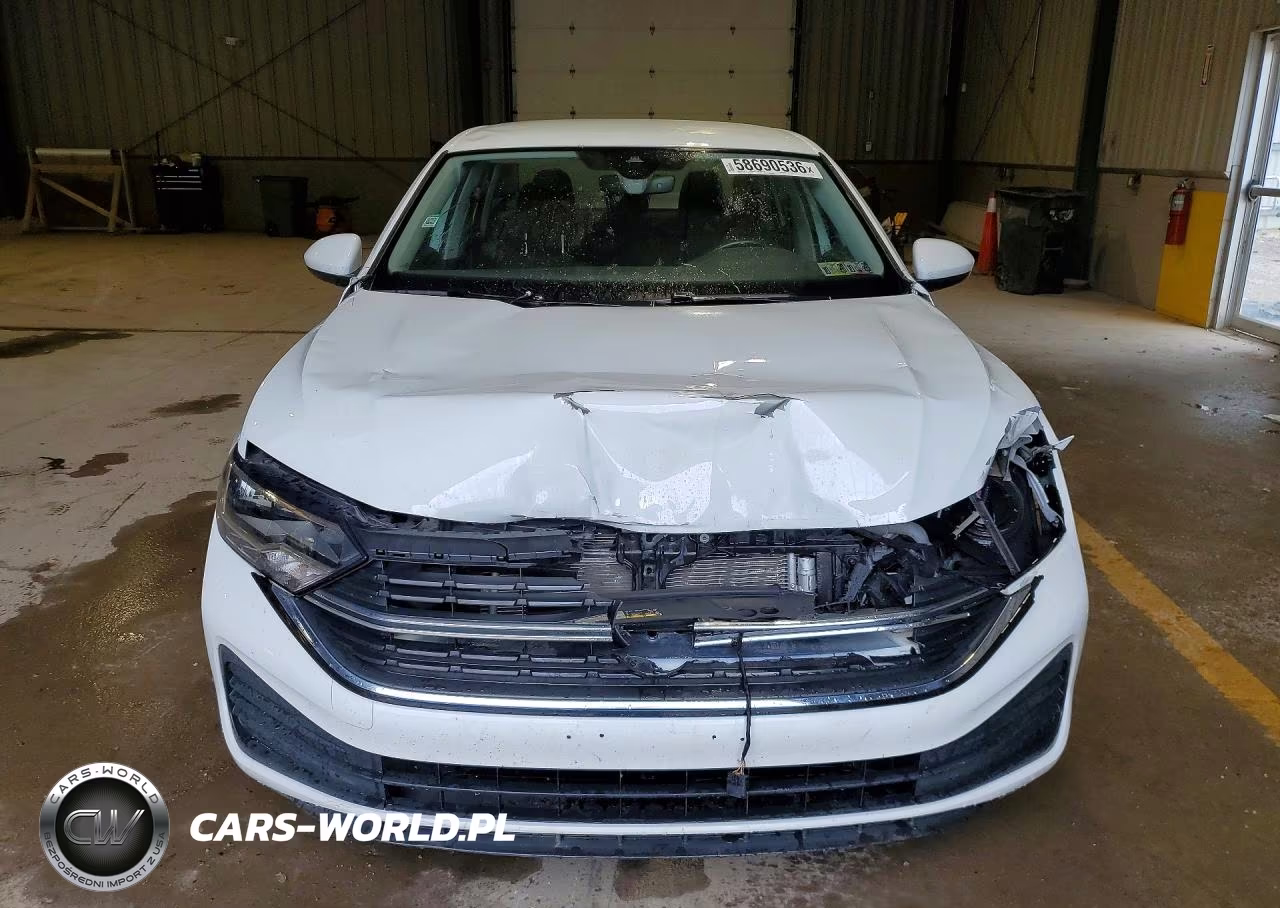 2024 Volkswagen Jetta S VIN:3VW5M7BU7RM044426 - 5