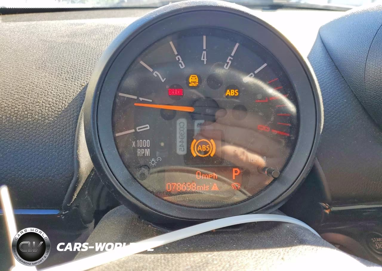 2015 Mini Cooper S Paceman VIN:WMWSS5C51FWT84588 - 9