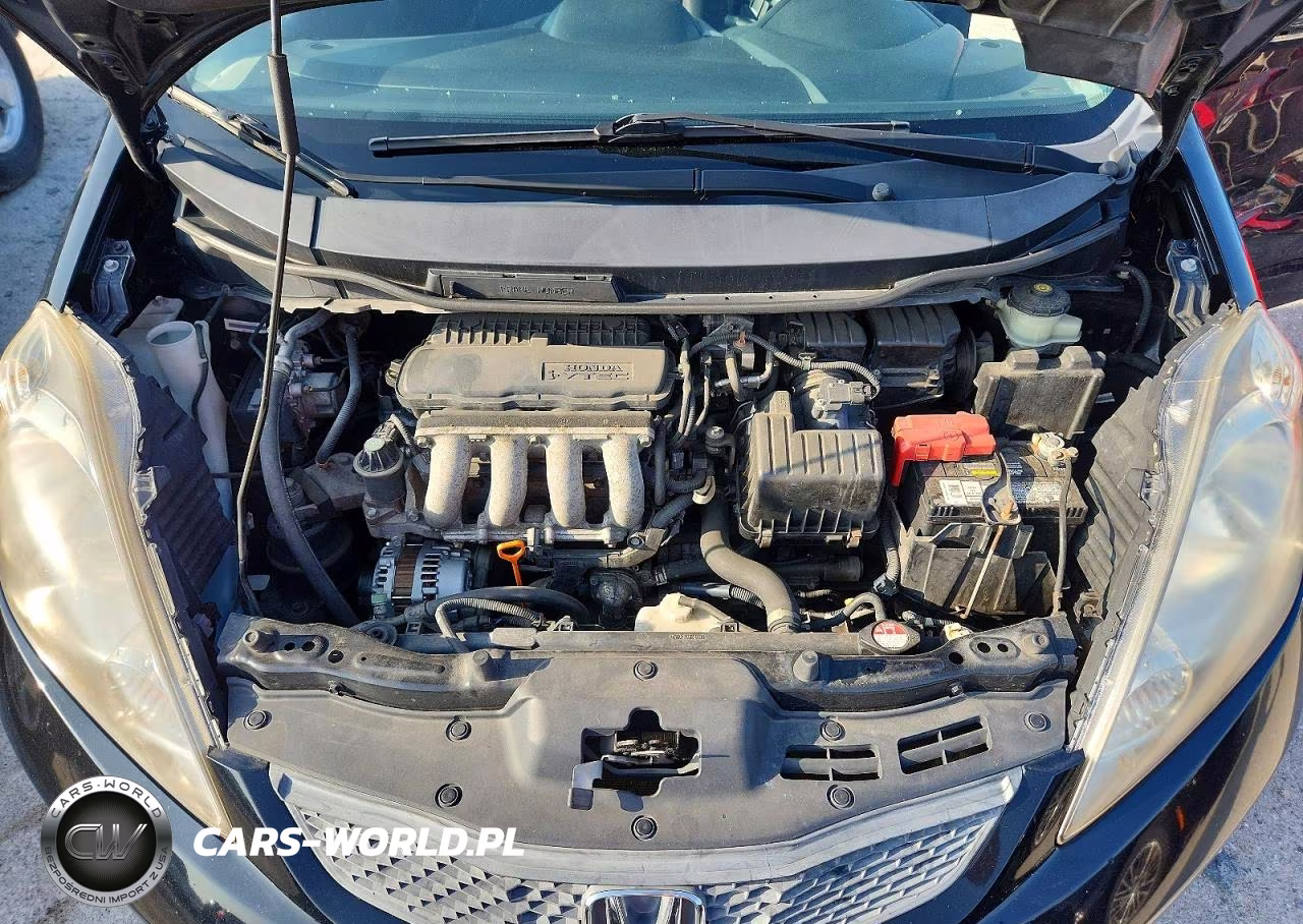 2010 Honda Fit Sport VIN:JHMGE8H4XAC014072 - 11
