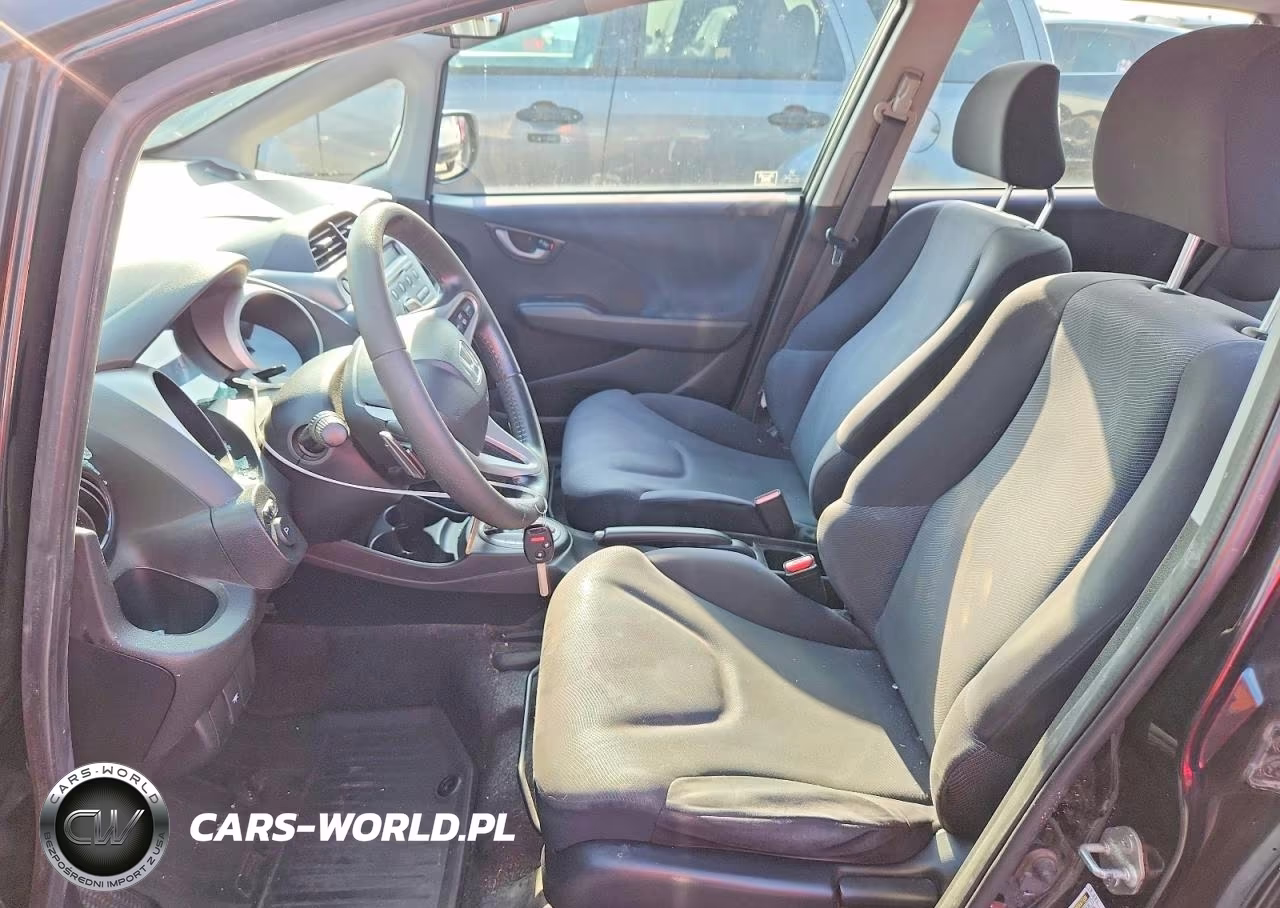 2010 Honda Fit Sport VIN:JHMGE8H4XAC014072 - 7