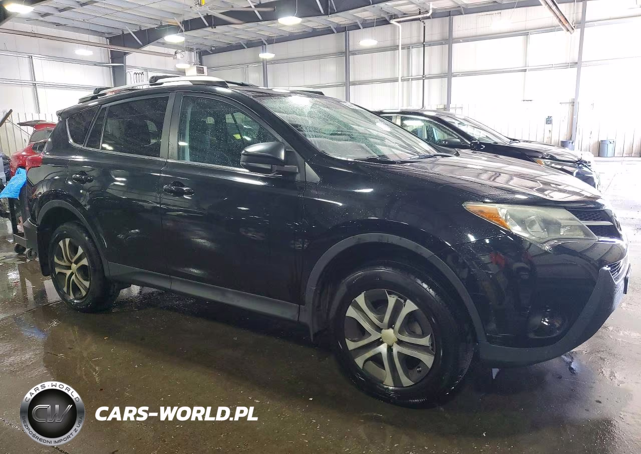 2015 Toyota Rav4 Le VIN:2T3BFREV3FW335516 - 4