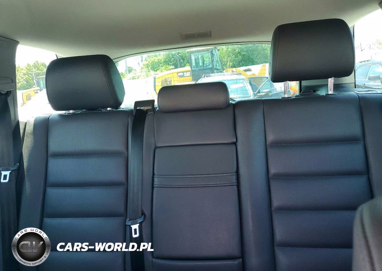 2008 Volkswagen Touareg 2 V6 VIN:WVGBE77L28D038977 - 10