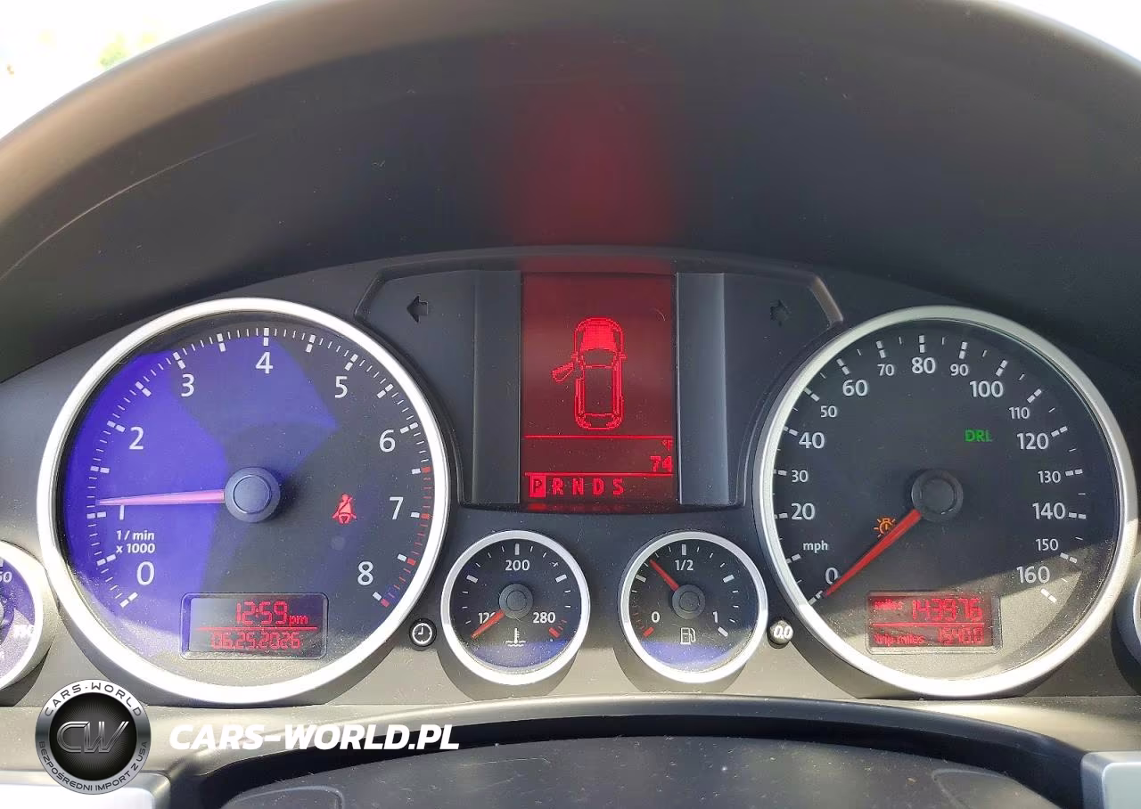 2008 Volkswagen Touareg 2 V6 VIN:WVGBE77L28D038977 - 9