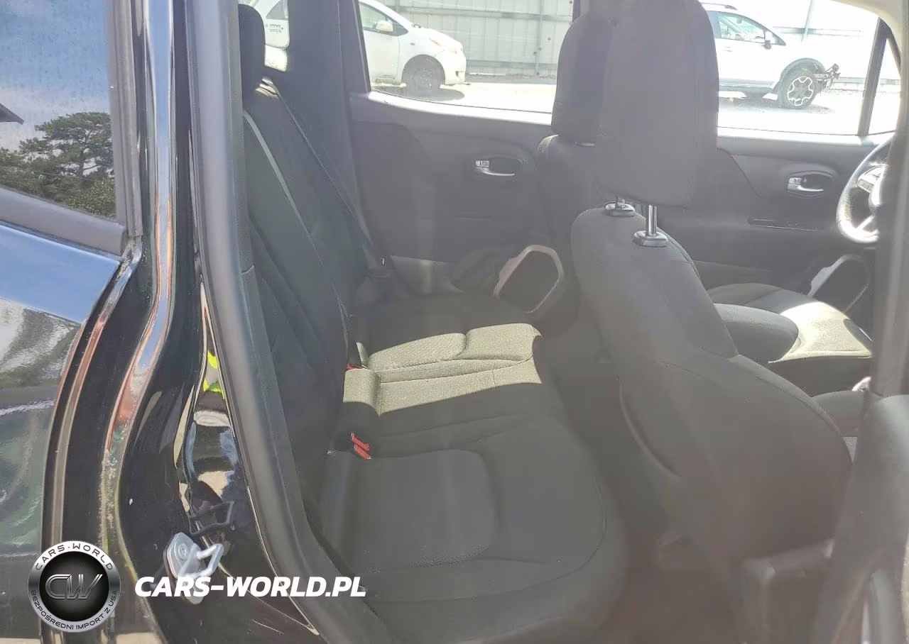 2015 Jeep Renegade Latitude VIN:ZACCJABH0FPB52370 - 10