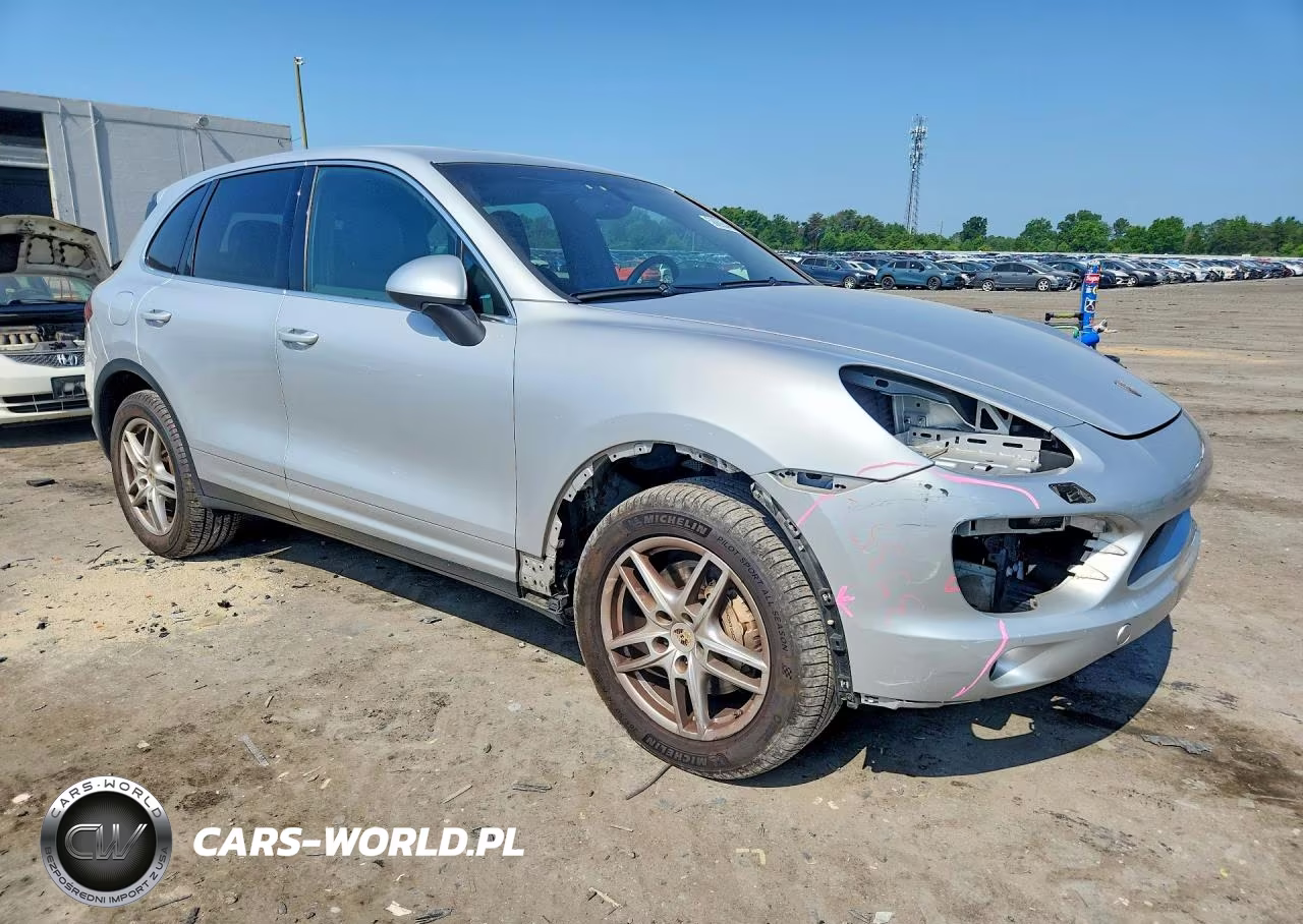 2011 Porsche Cayenne S VIN:WP1AB2A25BLA41802 - 4