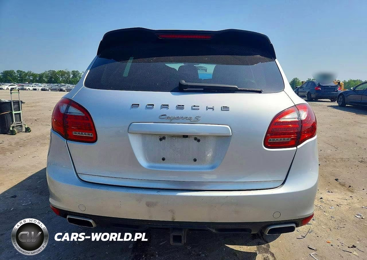 2011 Porsche Cayenne S VIN:WP1AB2A25BLA41802 - 6