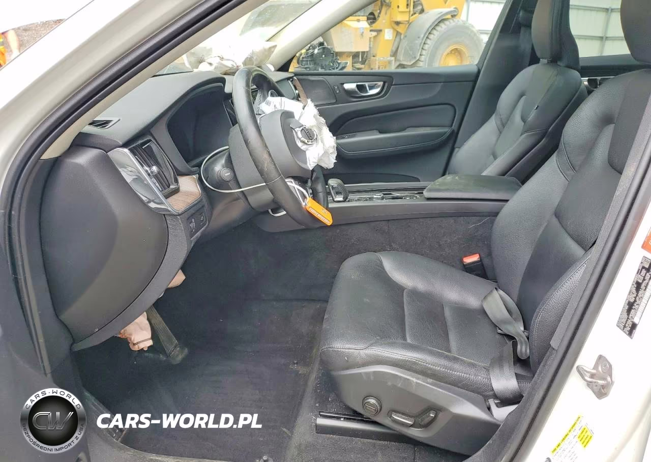 2022 Volvo Xc60 B5 Momentum VIN:YV4L12RK3N1951902 - 7
