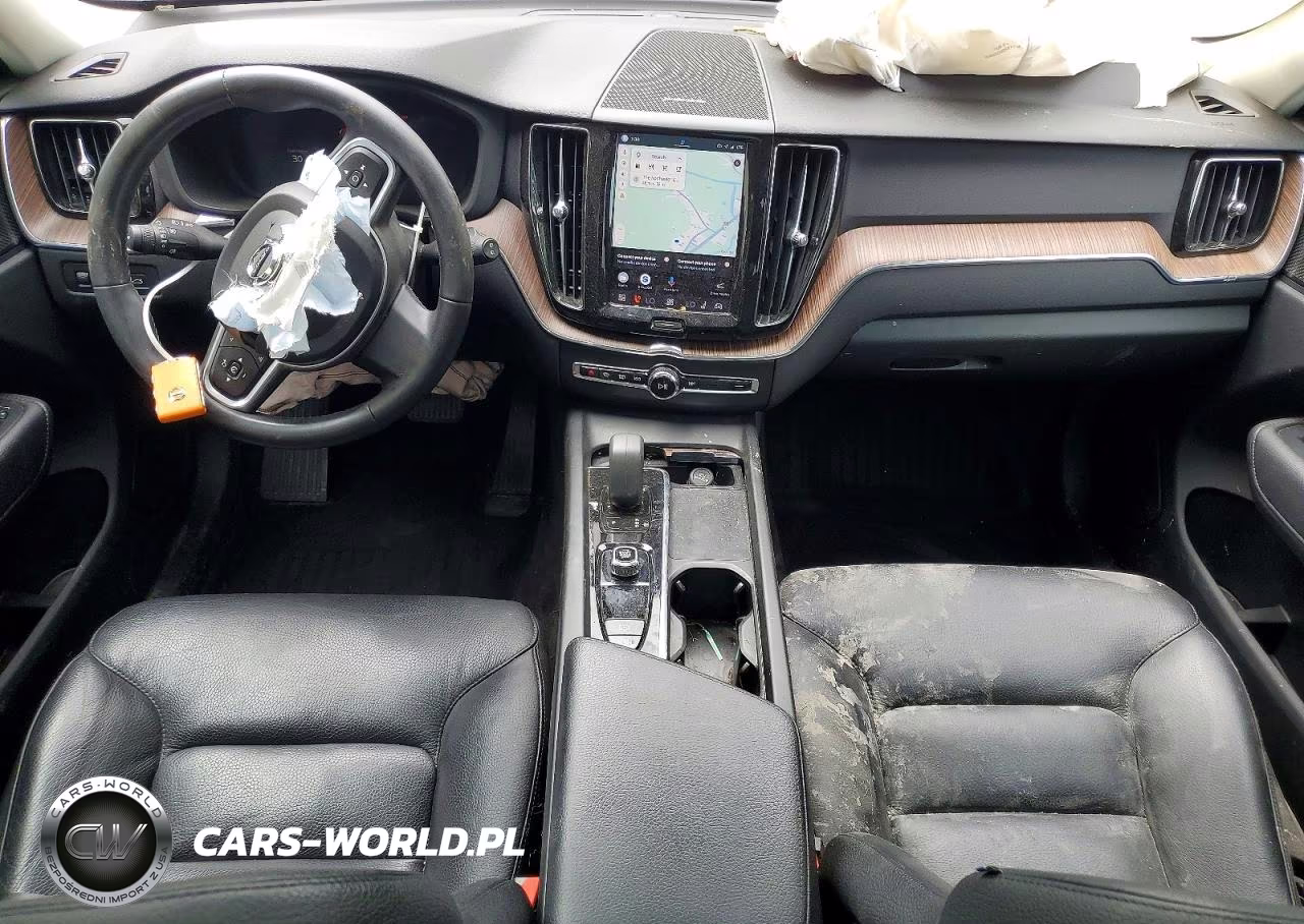 2022 Volvo Xc60 B5 Momentum VIN:YV4L12RK3N1951902 - 8