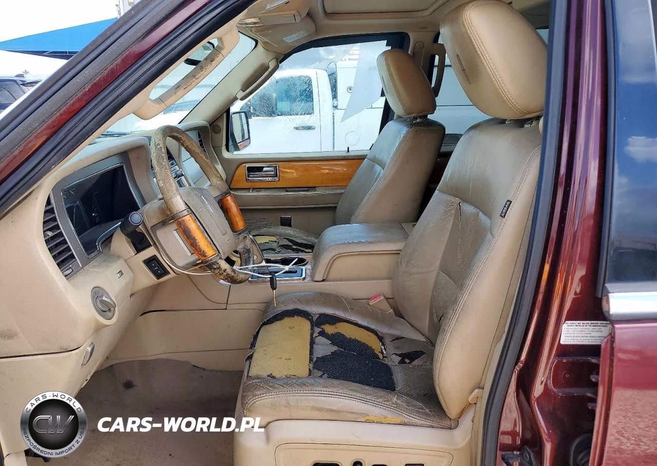 2010 Lincoln Navigator VIN:5LMJJ2H51AEJ01395 - 7