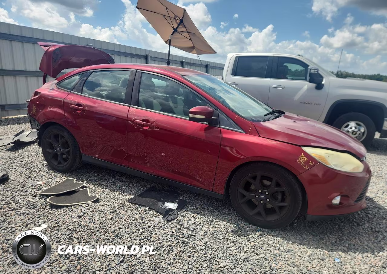 2013 Ford Focus Se VIN:1FADP3F29DL161691 - 4