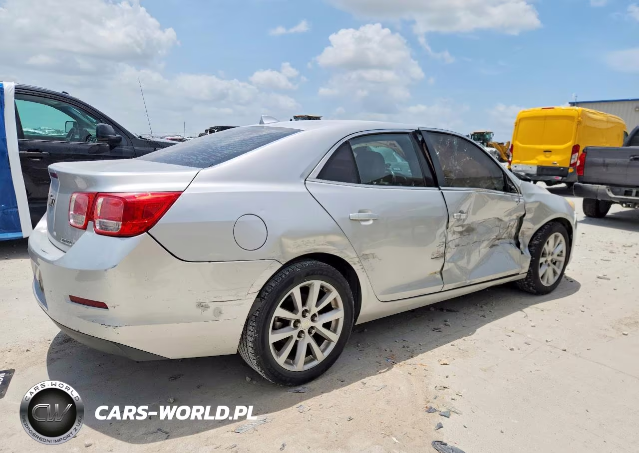 2013 Chevrolet Malibu 2Lt VIN:1G11E5SA0DF236992 - 3