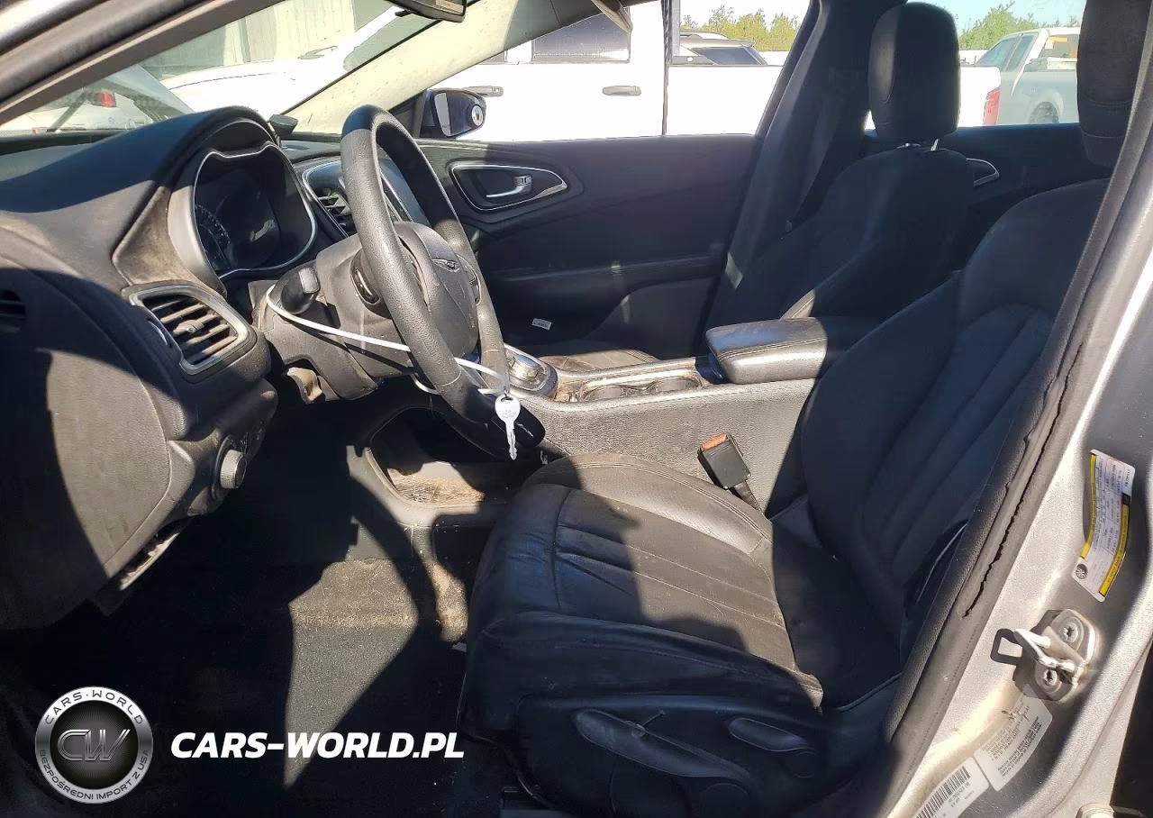2015 Chrysler 200 Limited VIN:1C3CCCAB0FN732442 - 7