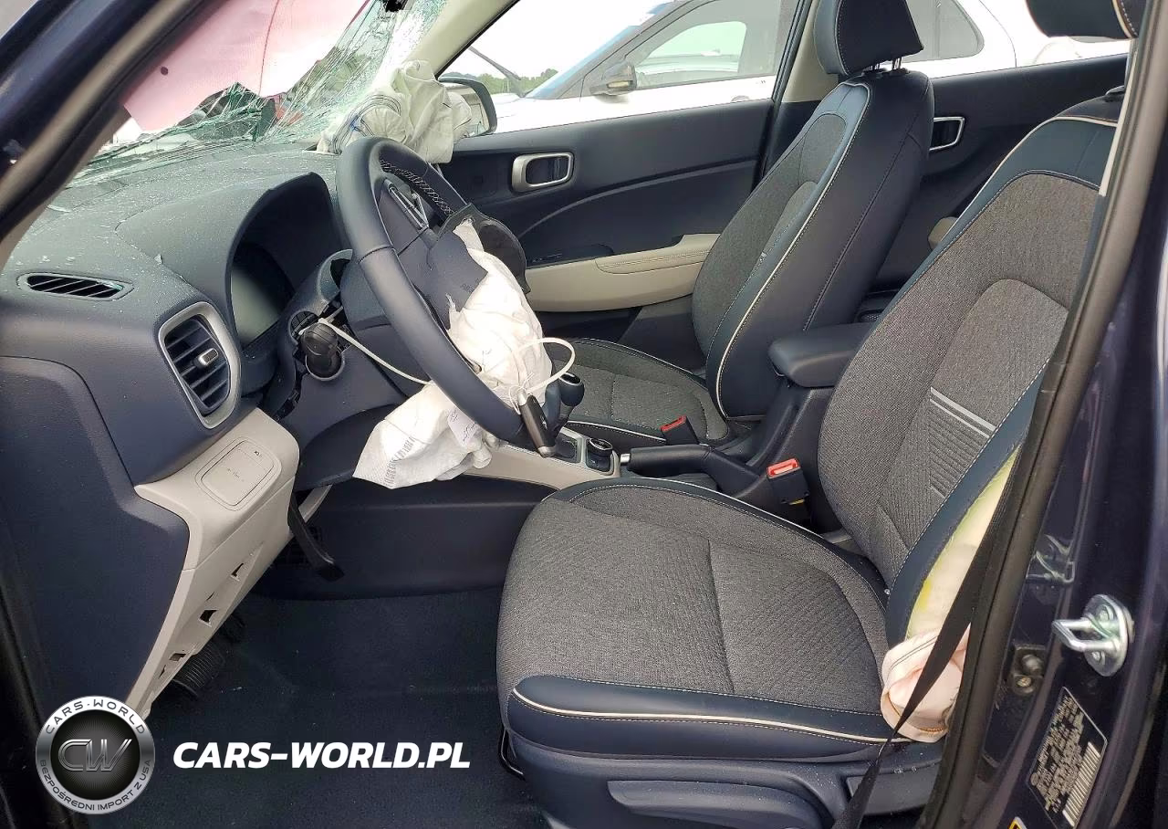 2026 Hyundai Venue Sel VIN:KMHRC8A36TU447205 - 7
