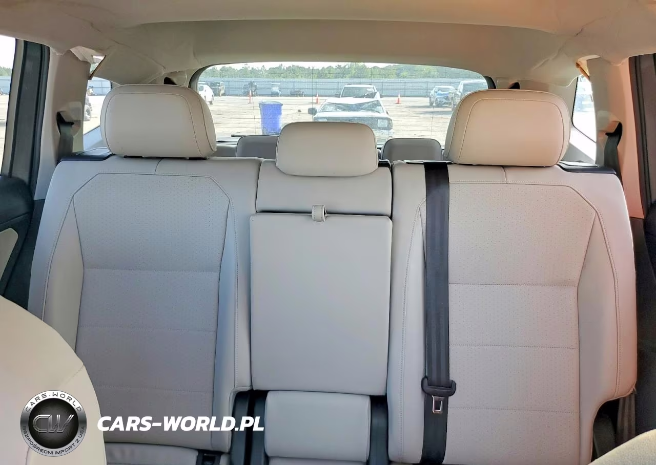 2018 Volkswagen Tiguan Se VIN:3VV3B7AXXJM205529 - 10