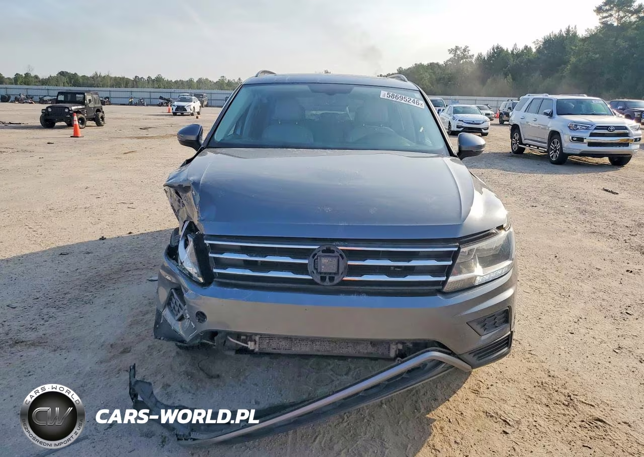 2018 Volkswagen Tiguan Se VIN:3VV3B7AXXJM205529 - 5