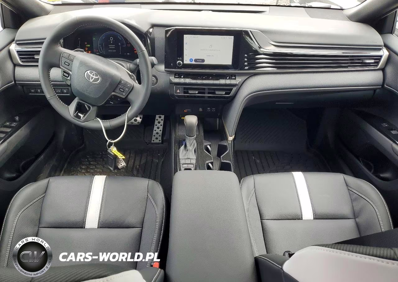 2026 Toyota Camry Se VIN:4T1DBADK1TU052968 - 8