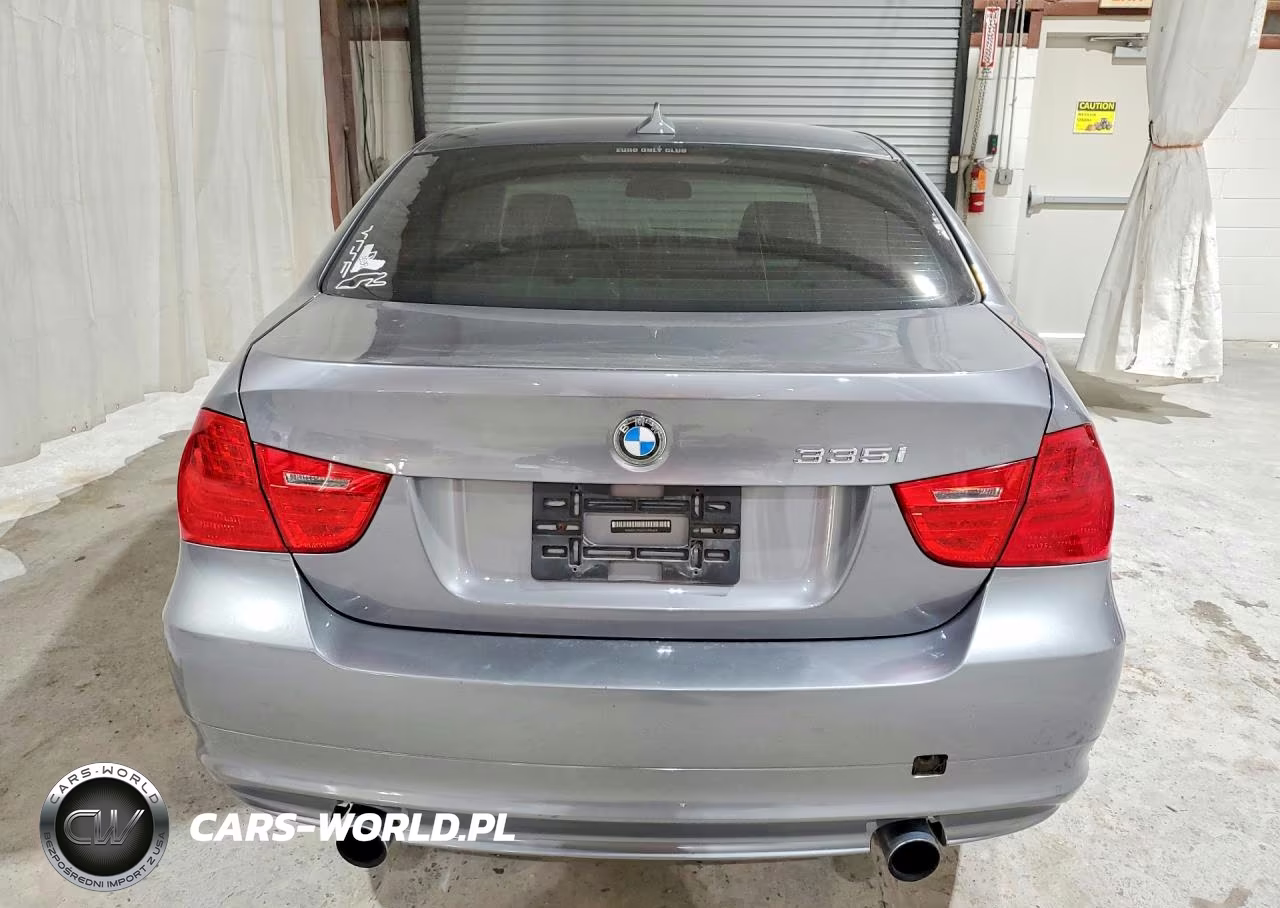 2009 BMW 335 Xi VIN:WBAPL33569A405654 - 6
