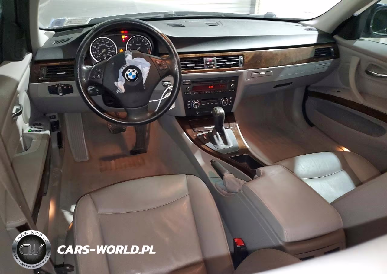 2009 BMW 335 Xi VIN:WBAPL33569A405654 - 8