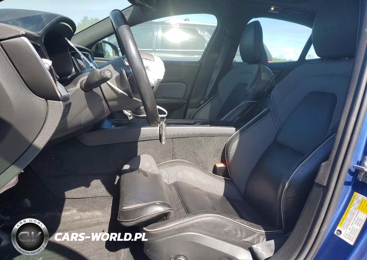 2020 Volvo S60 T6 R-Design VIN:7JRA22TM9LG039367 - 7