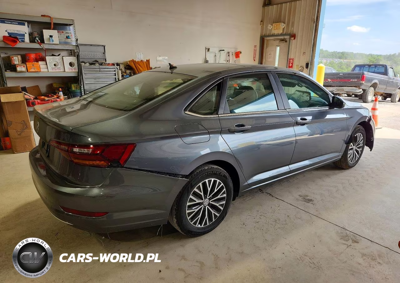 2019 Volkswagen Jetta S VIN:3VWC57BU4KM009742 - 3