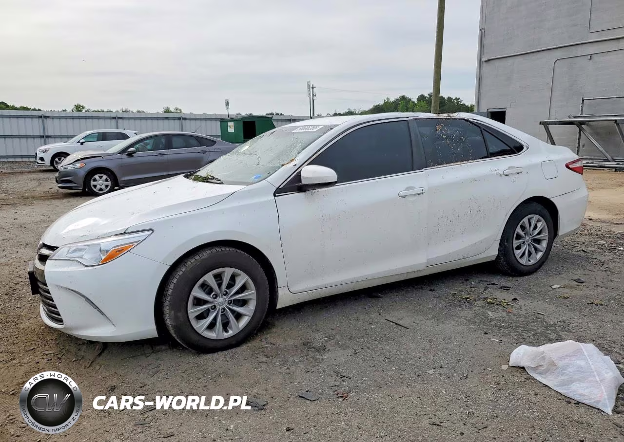 2016 Toyota Camry Le