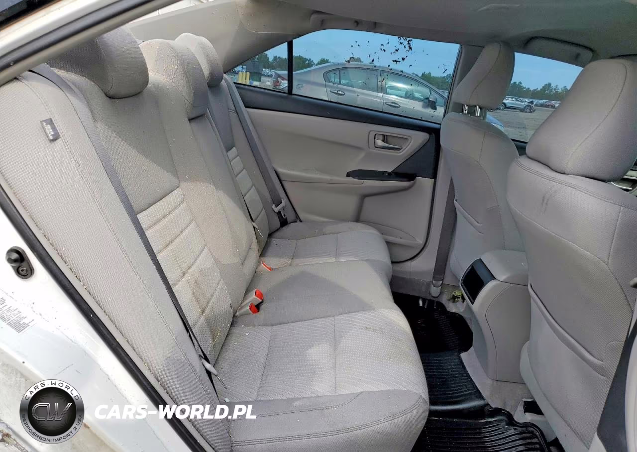 2016 Toyota Camry Le VIN:4T1BF1FK6GU507005 - 10