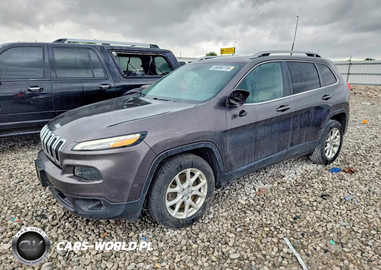 2016 Jeep Cherokee Latitude – zdjęcie 1 z 12
