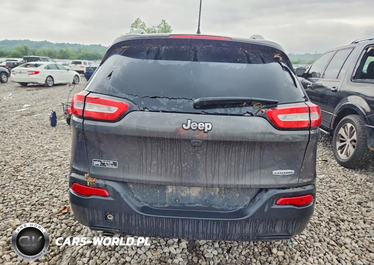 2016 Jeep Cherokee Latitude VIN:1C4PJLCB8GW136586 - 6