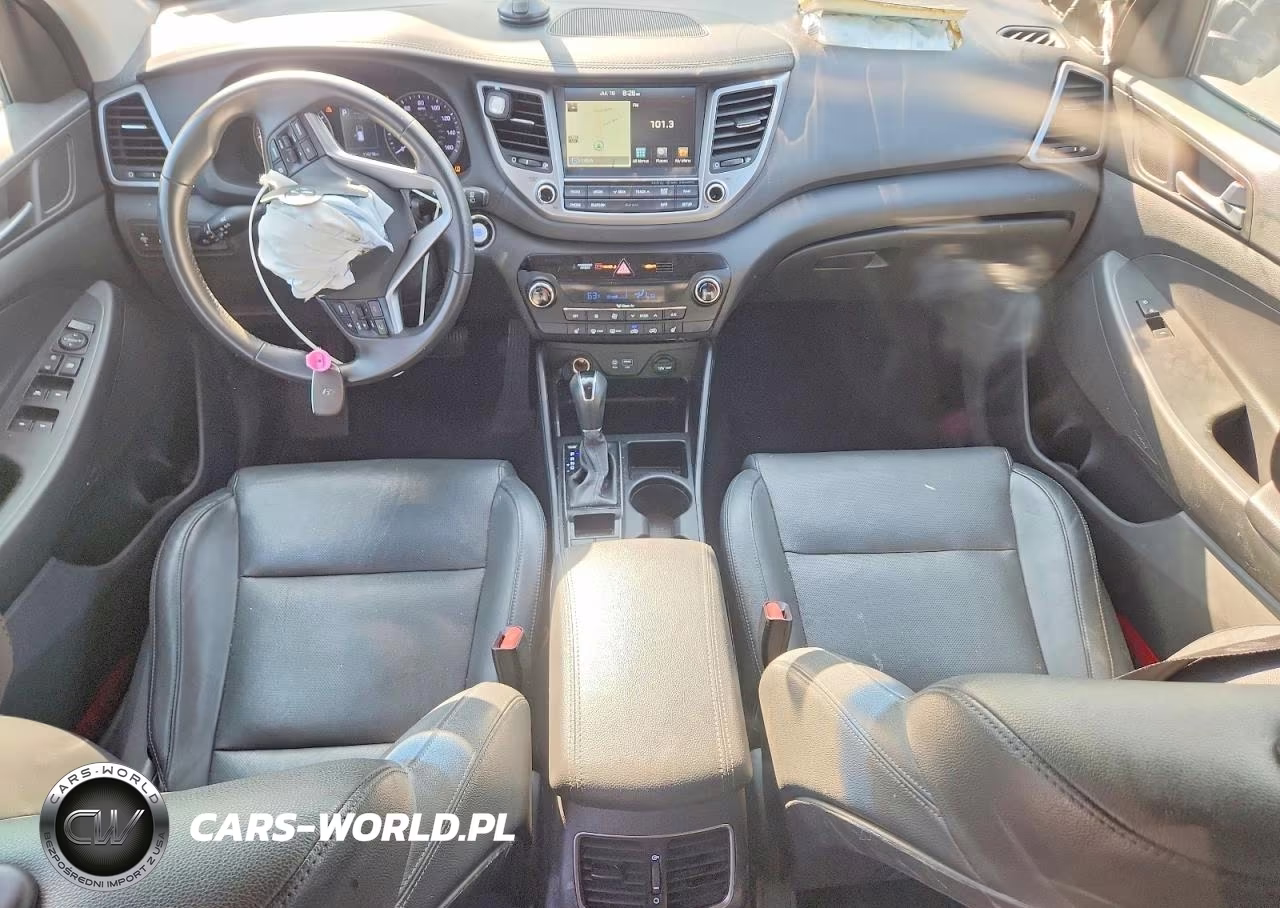 2017 Hyundai Tucson Se Plus VIN:KM8J33A44HU381026 - 8