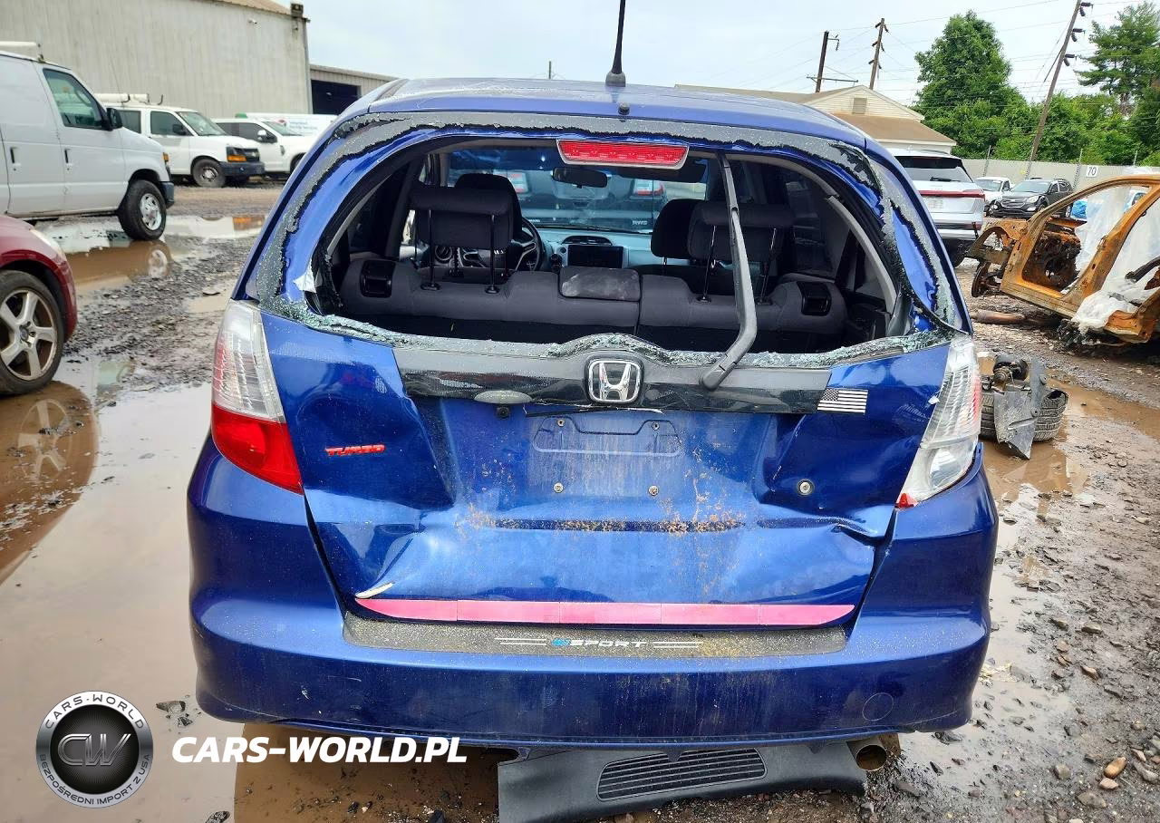 2009 Honda Fit VIN:JHMGE882X9S056497 - 6