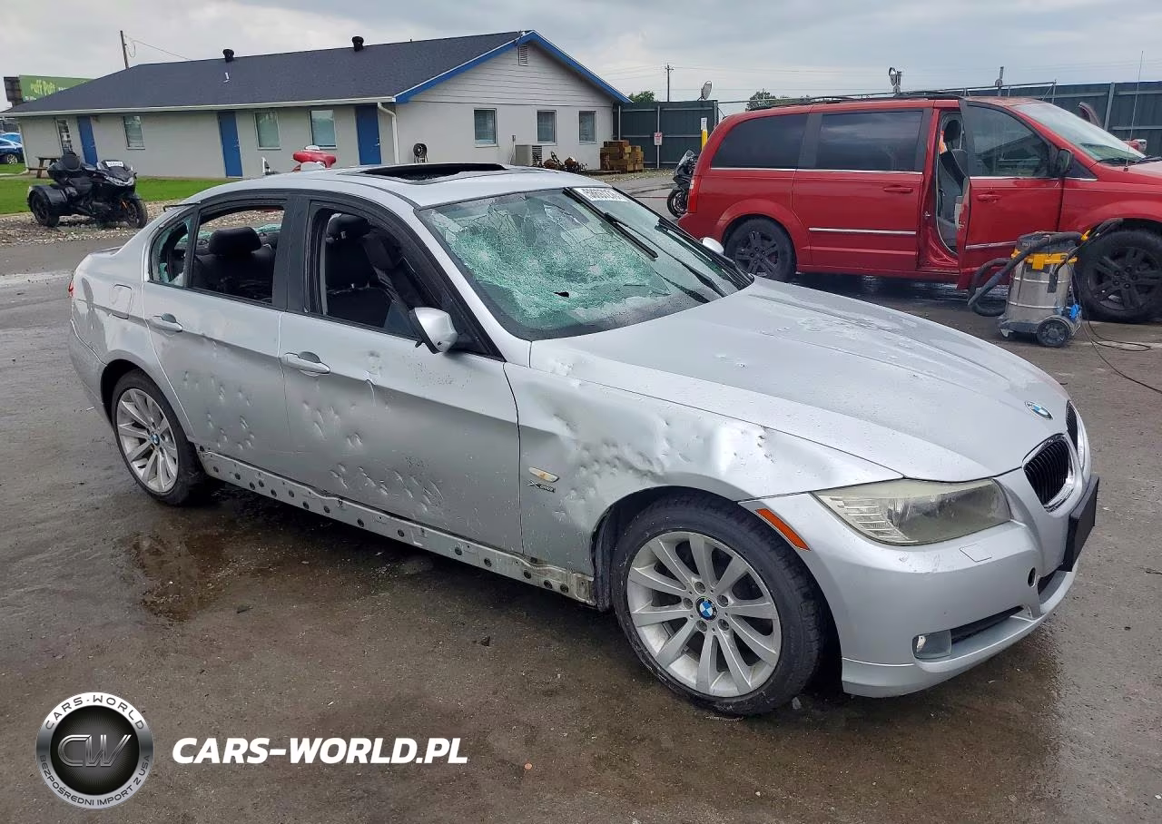 2011 BMW 328 Xi Sulev VIN:WBAPK5G51BNN81664 - 4
