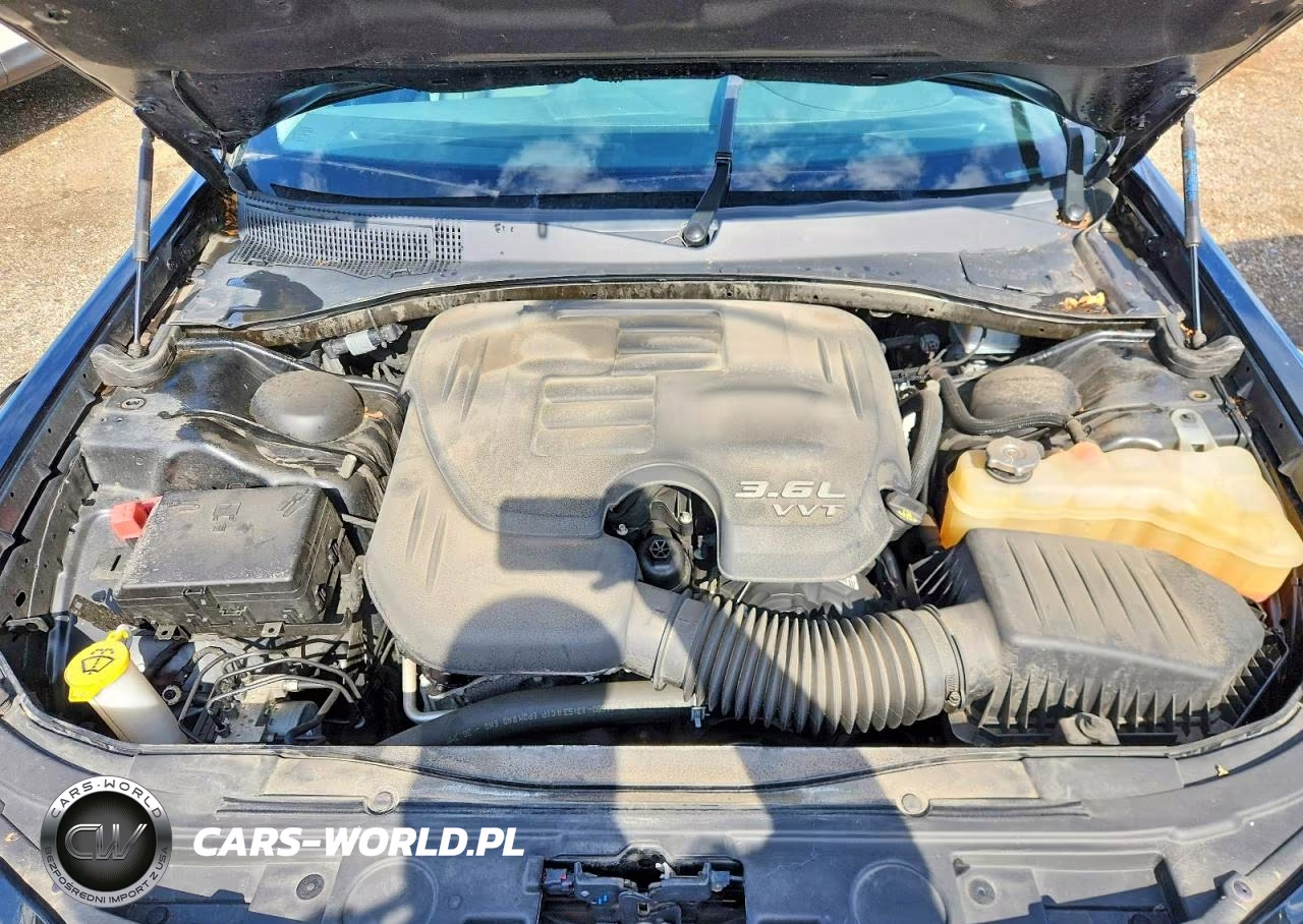 2022 Chrysler 300 Touring L VIN:2C3CCADG4NH121204 - 11