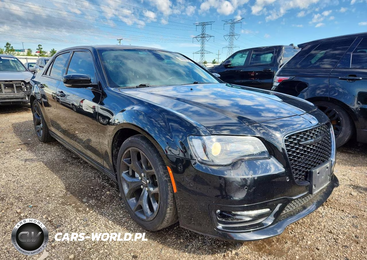 2022 Chrysler 300 Touring L VIN:2C3CCADG4NH121204 - 4