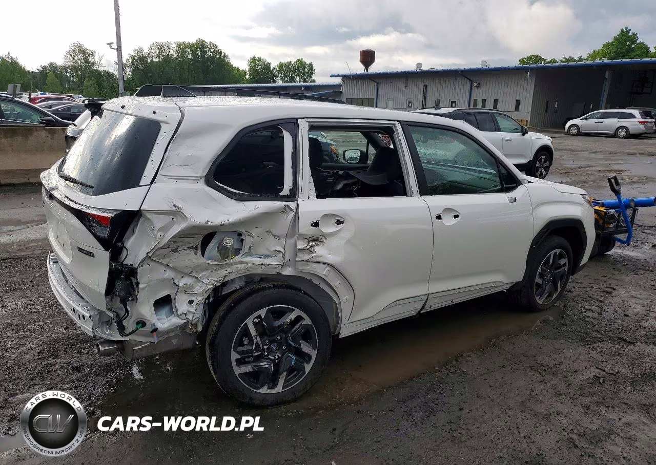 2025 Subaru Forester Limited VIN:JF2SLSRD2SH449364 - 3