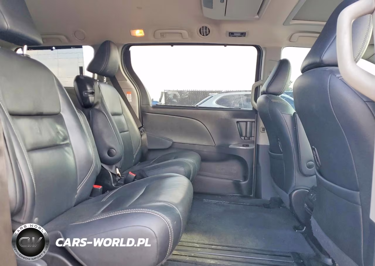 2015 Toyota Sienna Sport VIN:5TDXK3DC4FS552783 - 11