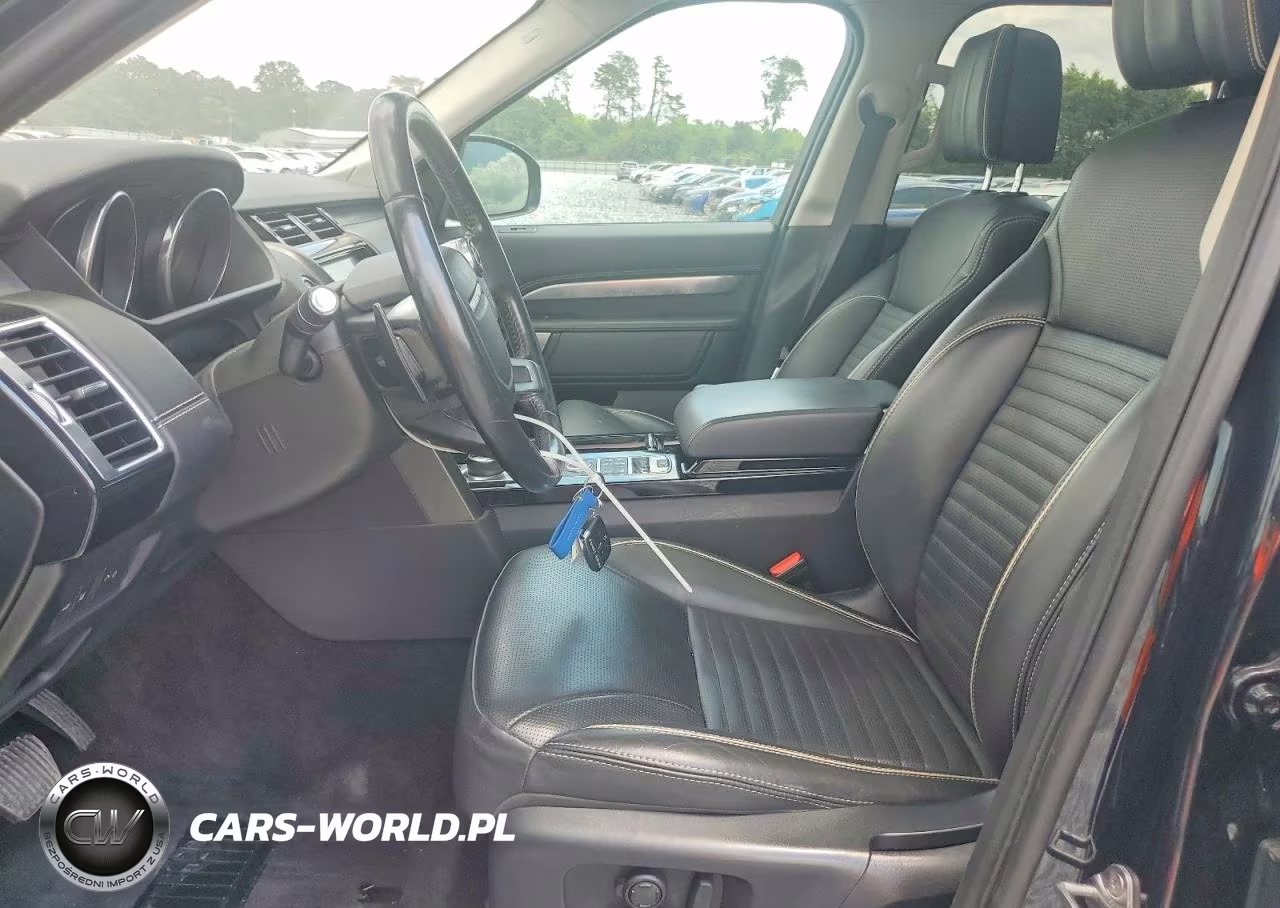 2017 Land Rover Discovery First Edition VIN:SALRTBBV0HA017379 - 7