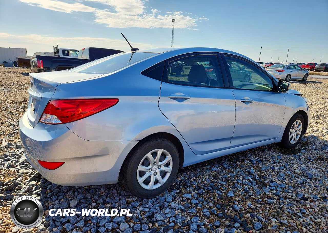 2013 Hyundai Accent Gls VIN:KMHCT4AE2DU336779 - 3