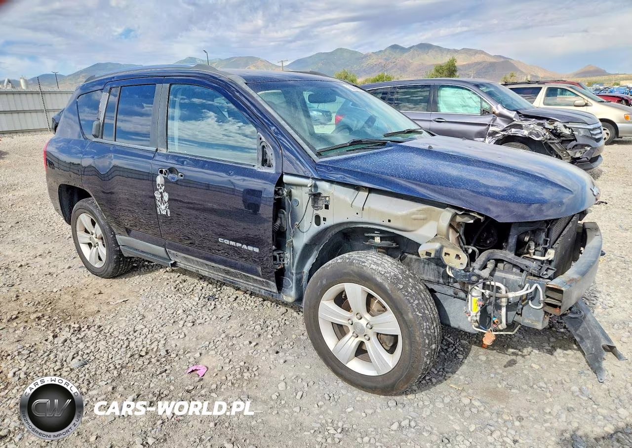 2011 Jeep Compass Sport VIN:1J4NF1FB4BD169611 - 4