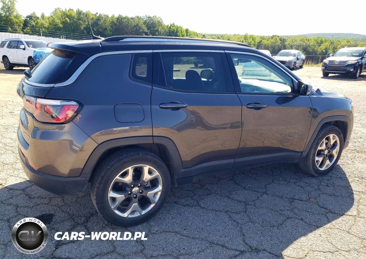2018 Jeep Compass Limited VIN:3C4NJCCB2JT205115 - 3
