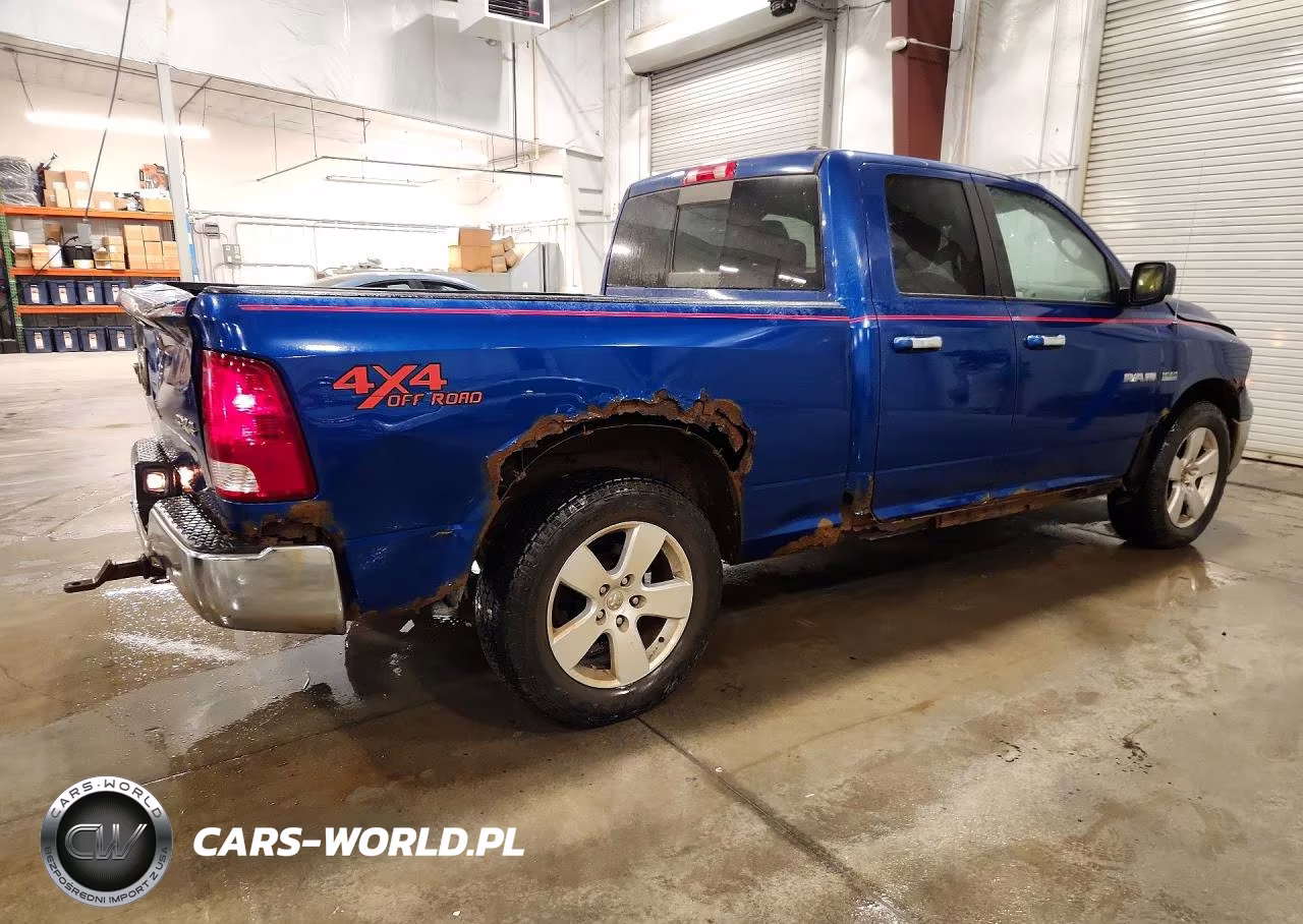 2010 Dodge Ram 1500 VIN:1D7RV1GT5AS239361 - 3