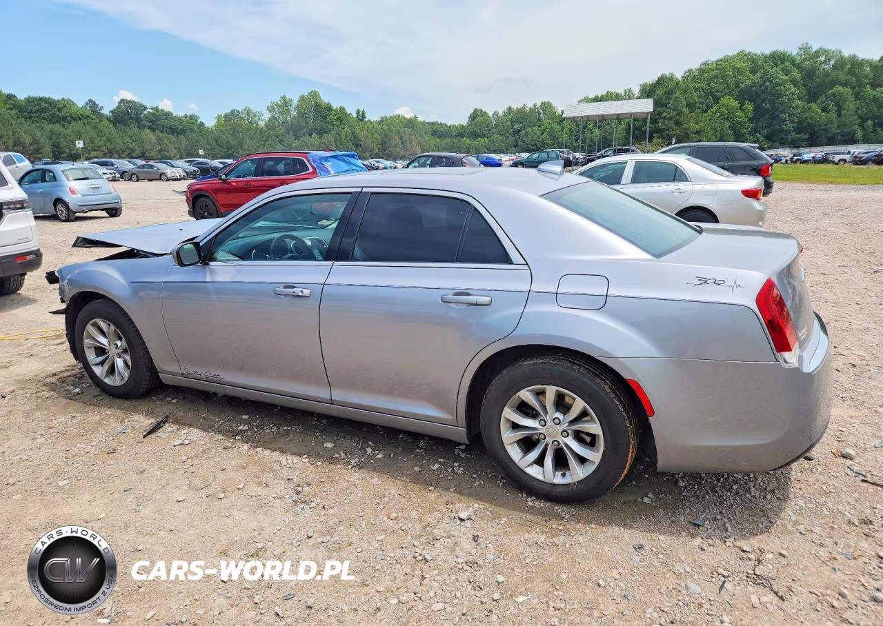 2016 Chrysler 300 Limited VIN:2C3CCAAG8GH235424 - 2
