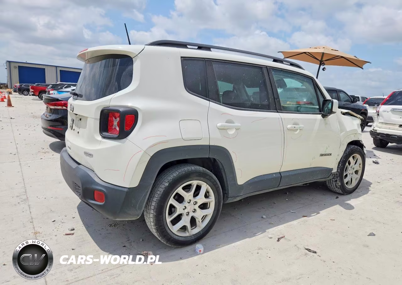 2018 Jeep Renegade Latitude VIN:ZACCJABBXJPH87159 - 3