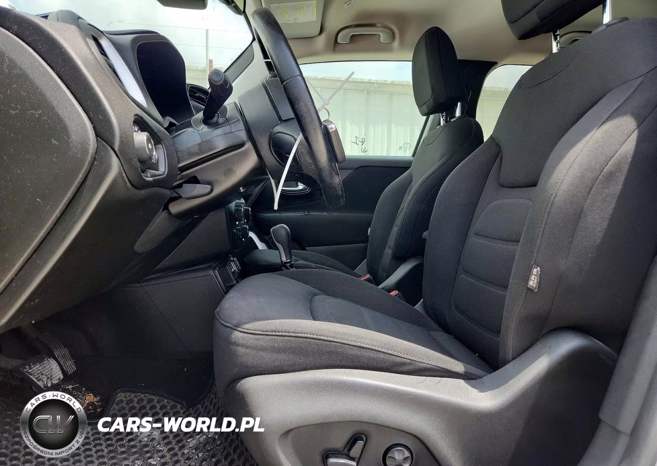 2018 Jeep Renegade Latitude VIN:ZACCJABBXJPH87159 - 7