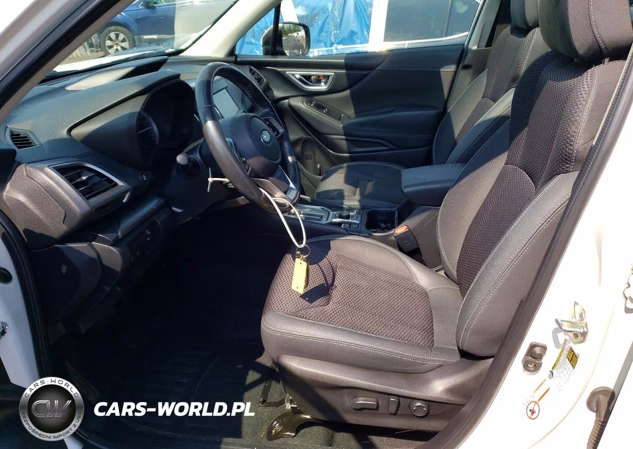 2020 Subaru Forester Premium VIN:JF2SKAJCXLH460565 - 7