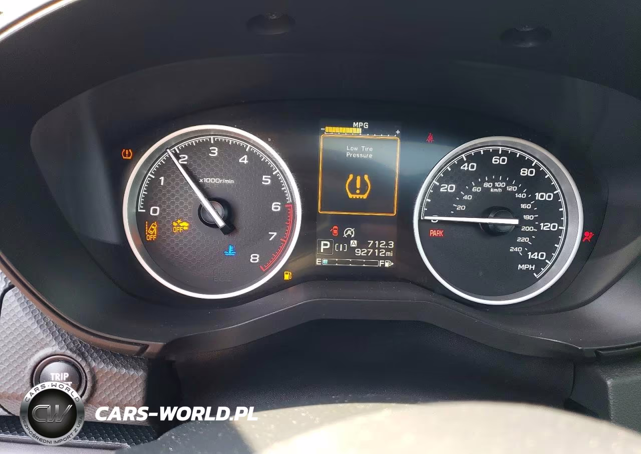 2020 Subaru Forester Premium VIN:JF2SKAJCXLH460565 - 9