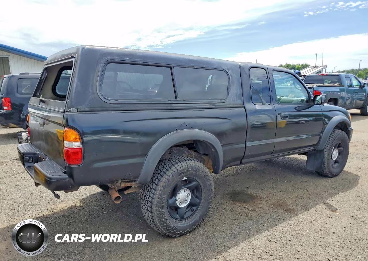 2002 Toyota Tacoma Xtracab VIN:5TEWN72N92Z126504 - 3