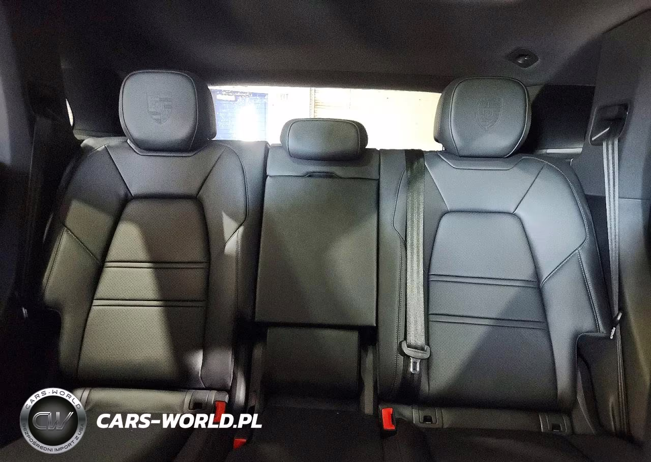 2026 Porsche Cayenne S VIN:WP1AL2AY8TDA15921 - 10