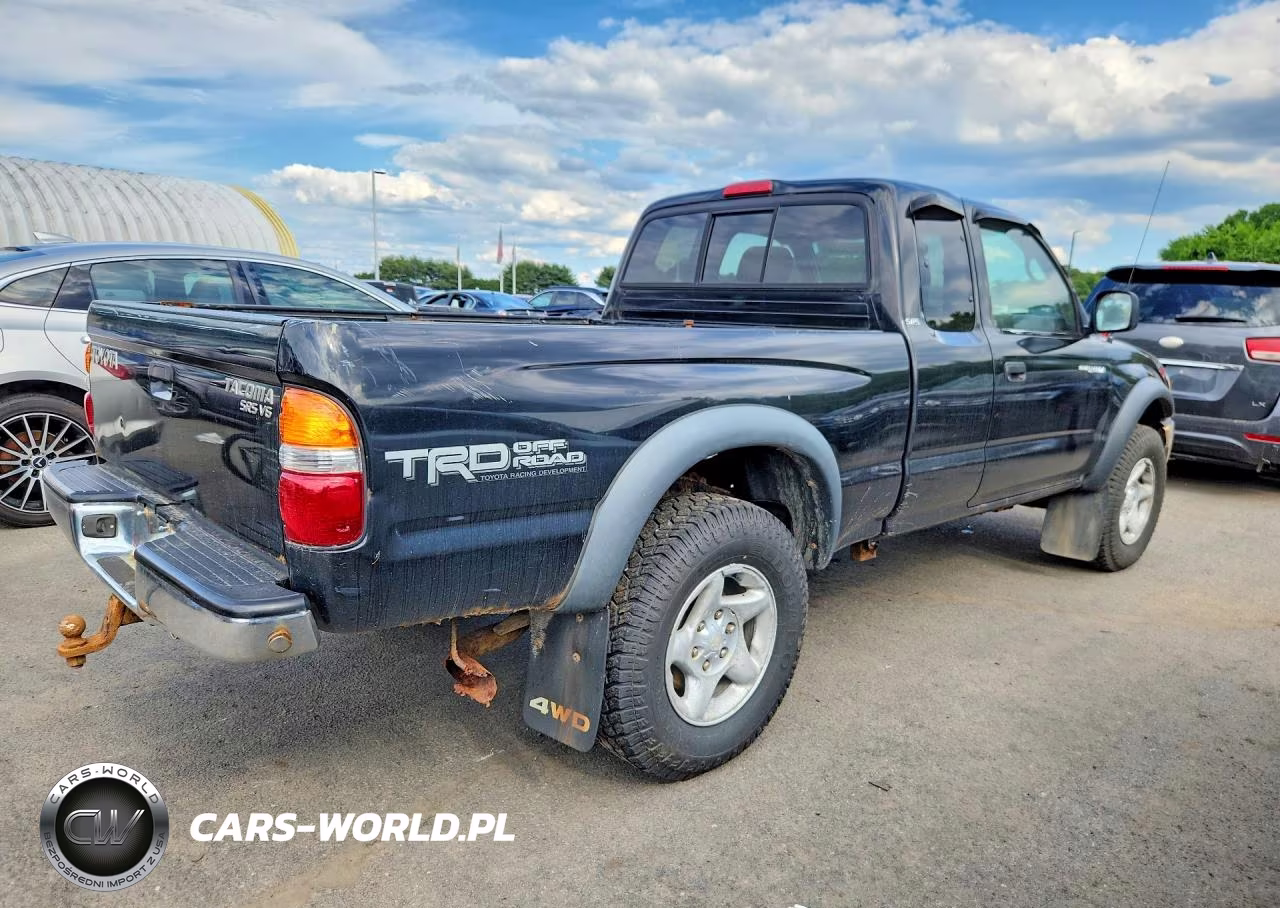 2002 Toyota Tacoma Xtracab VIN:5TEWN72N92Z898565 - 3