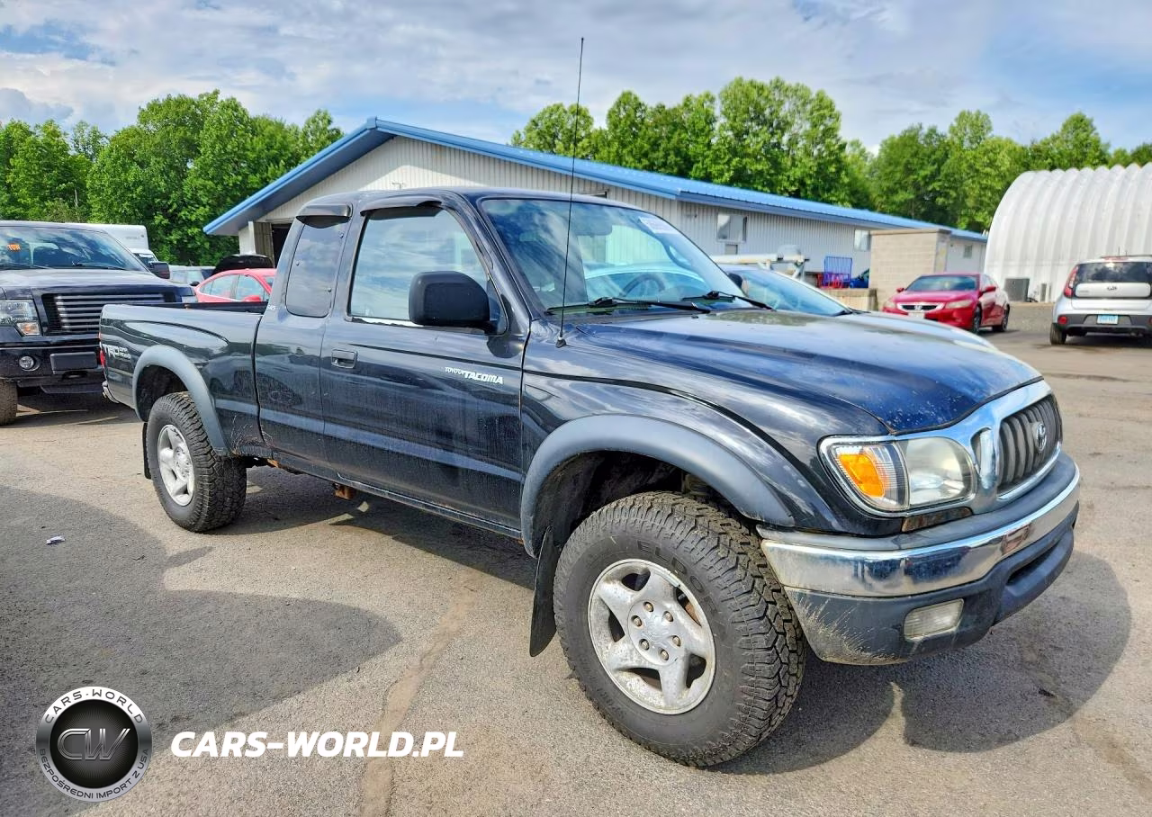 2002 Toyota Tacoma Xtracab VIN:5TEWN72N92Z898565 - 4